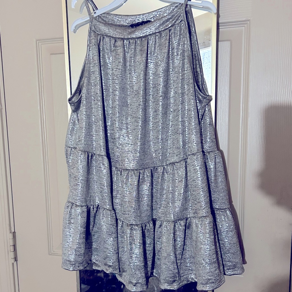 Kim & Cam Shimmering Silver blouse